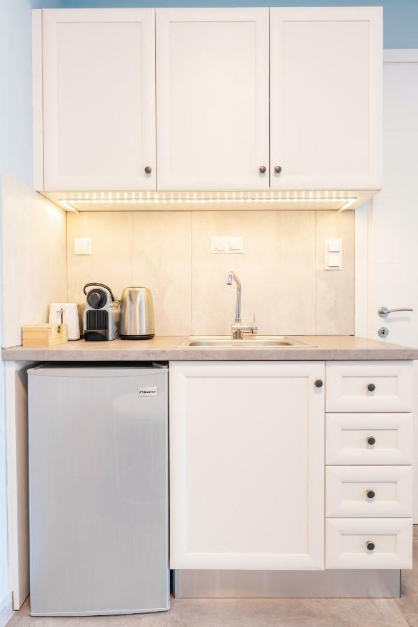 Modern White Tower Apartment